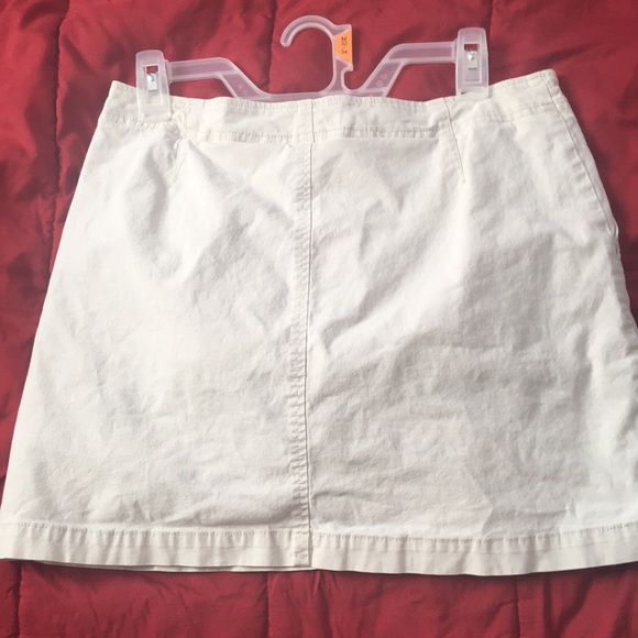 Dockers Skirt - Picture 2 of 2